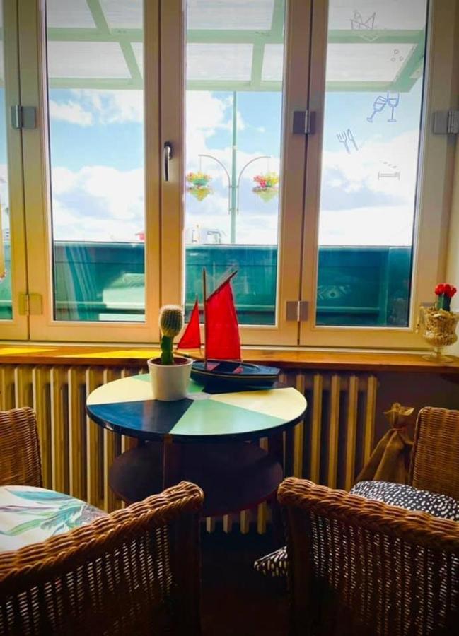 L'Arriere Cour Apartment Cancale Bagian luar foto