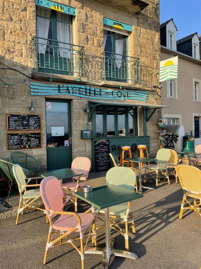 L'Arriere Cour Apartment Cancale Bagian luar foto